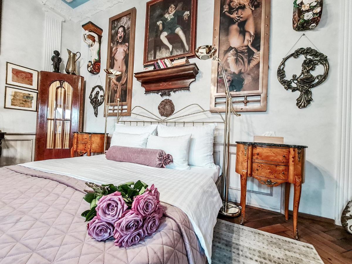 Divna Pani Luxury Gallery Rooms Banska Stiavnica Luaran gambar