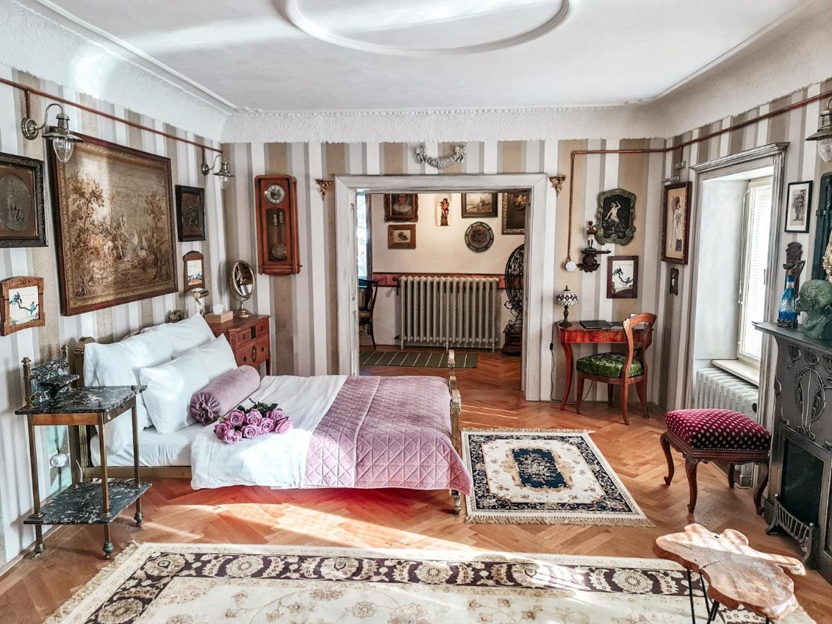 Divna Pani Luxury Gallery Rooms Banska Stiavnica Luaran gambar