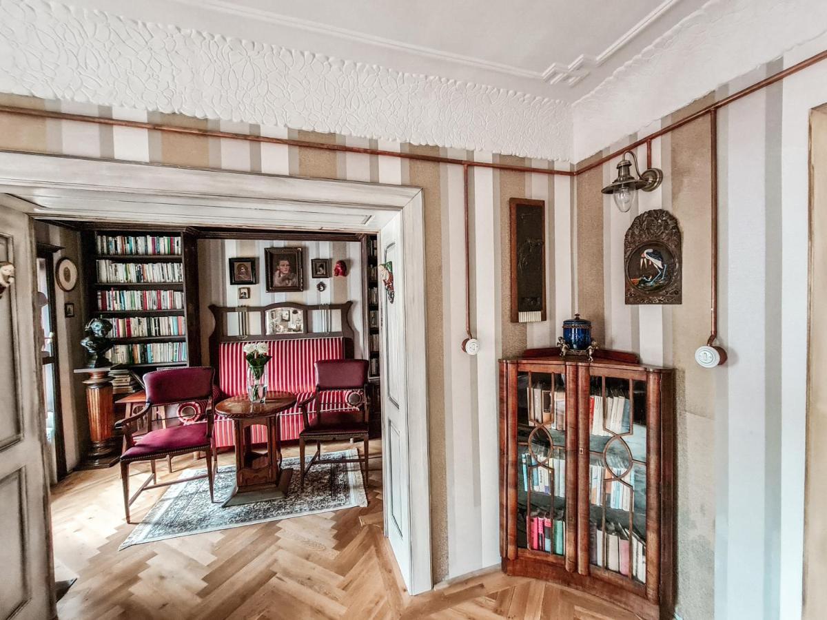 Divna Pani Luxury Gallery Rooms Banska Stiavnica Luaran gambar