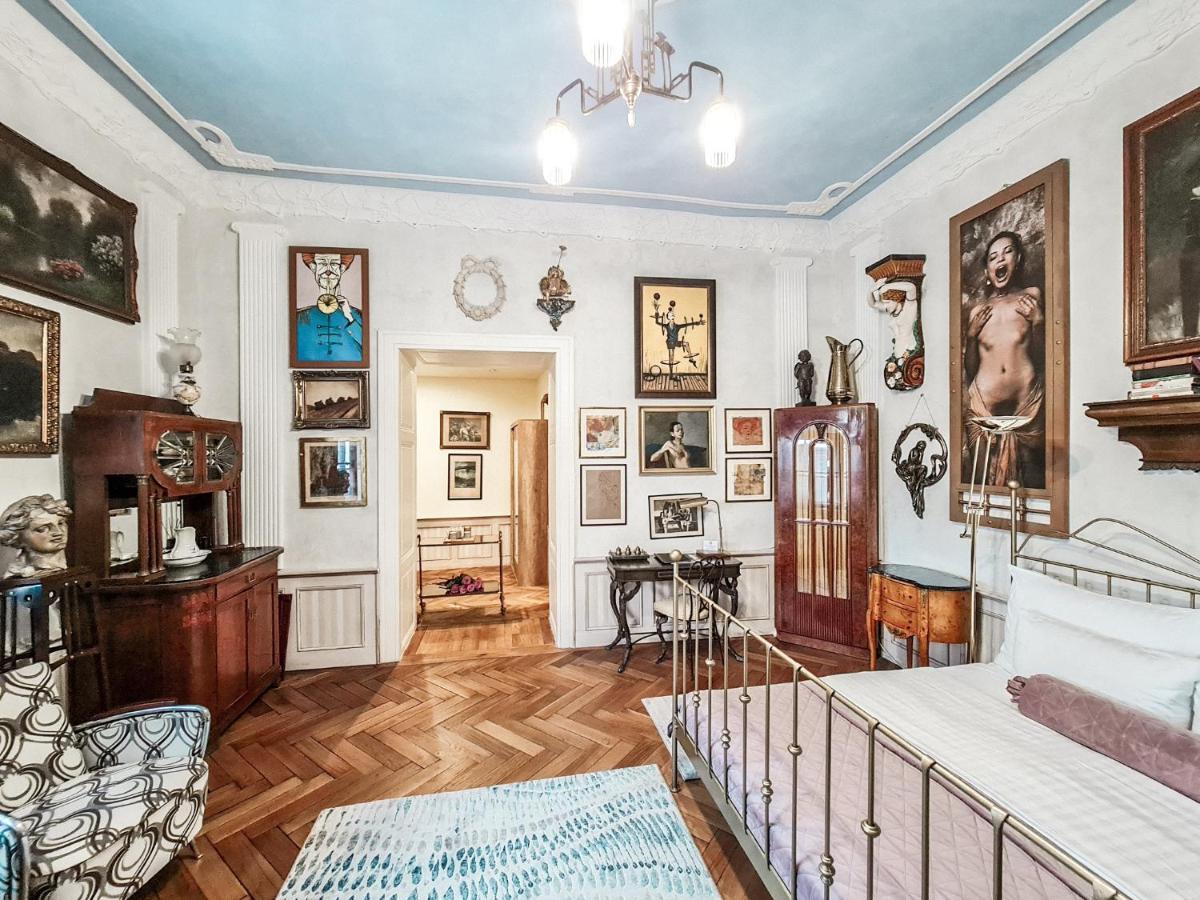 Divna Pani Luxury Gallery Rooms Banska Stiavnica Luaran gambar